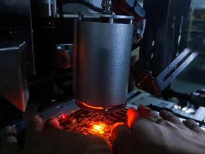 點狀聚焦加熱-印刷電路板（PCB）焊接utf-8